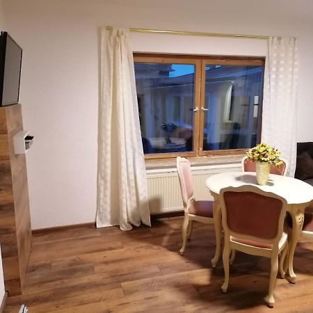 Ferienwohnung Helli 타이젠도르프 외부 사진