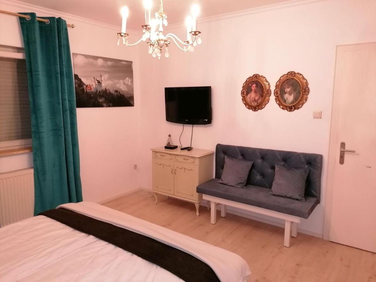 Ferienwohnung Helli 타이젠도르프 외부 사진