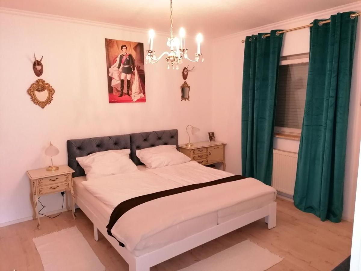 Ferienwohnung Helli 타이젠도르프 외부 사진